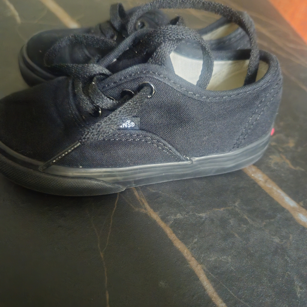 Size 7 Toddler Kids Black Canvas Lace-Up Shoes